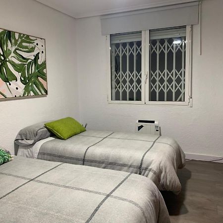 Espectacular Apartamento A 100Mt De La Playa Las Arenas Valenza Esterno foto