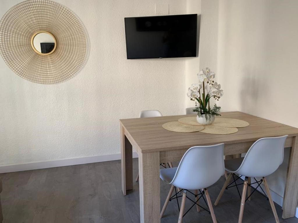 Espectacular Apartamento A 100Mt De La Playa Las Arenas Valenza Esterno foto