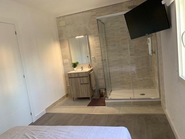 Espectacular Apartamento A 100Mt De La Playa Las Arenas Valenza Esterno foto