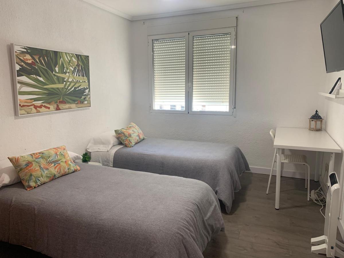 Espectacular Apartamento A 100Mt De La Playa Las Arenas Valenza Esterno foto