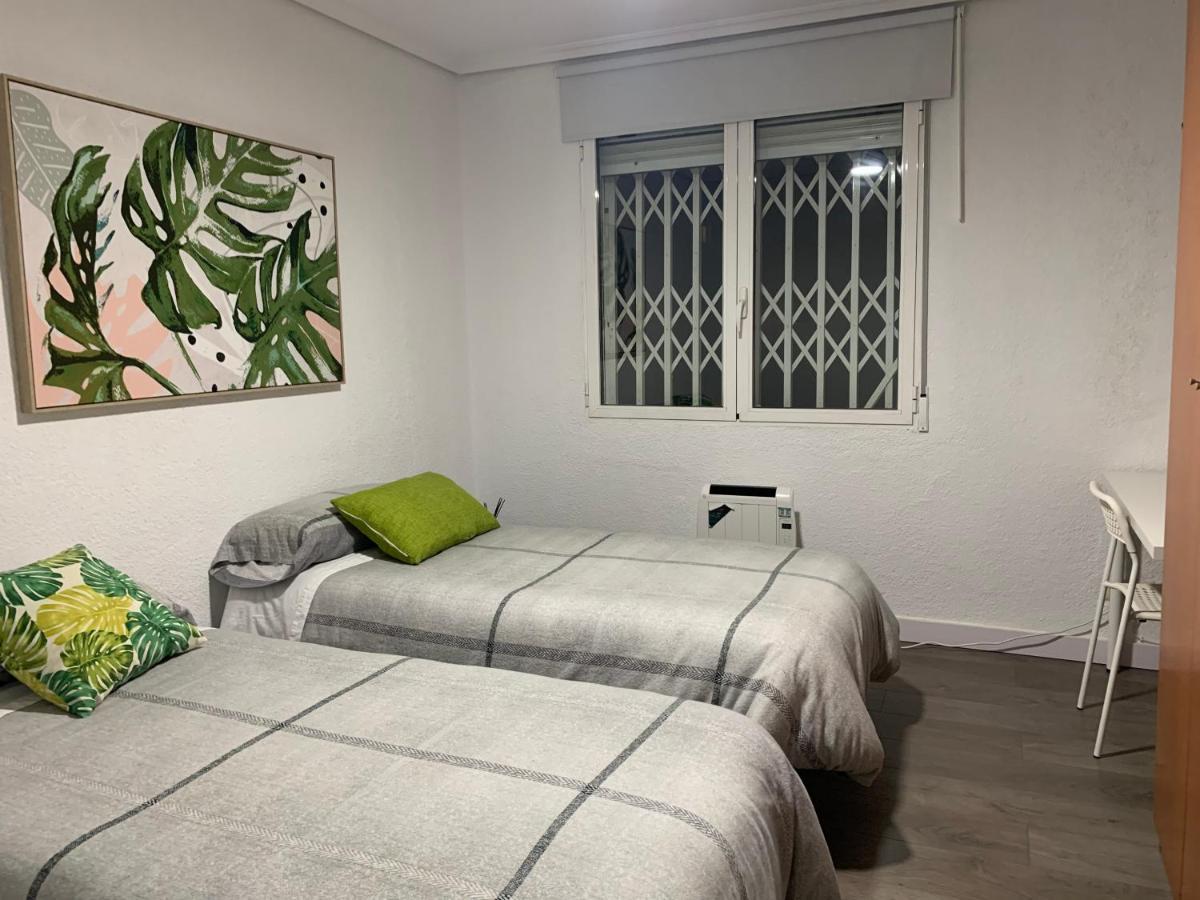 Espectacular Apartamento A 100Mt De La Playa Las Arenas Valenza Esterno foto